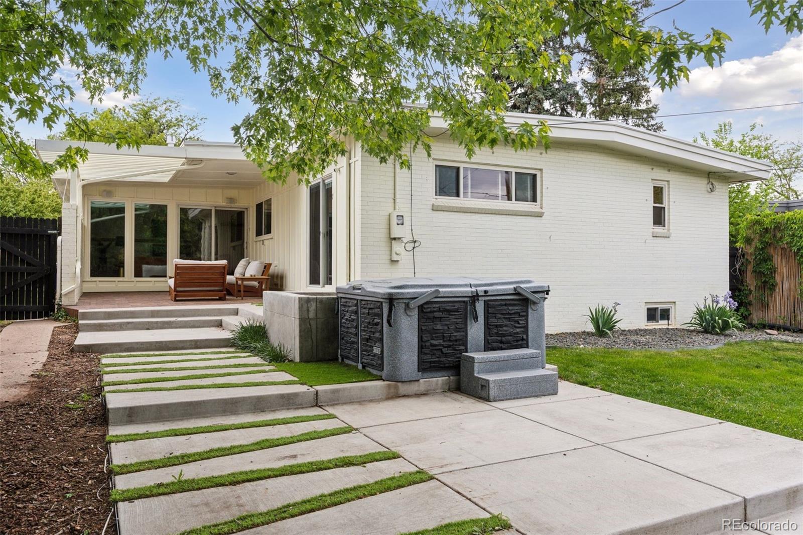 MLS Image #25 for 260 s jasmine street,denver, Colorado