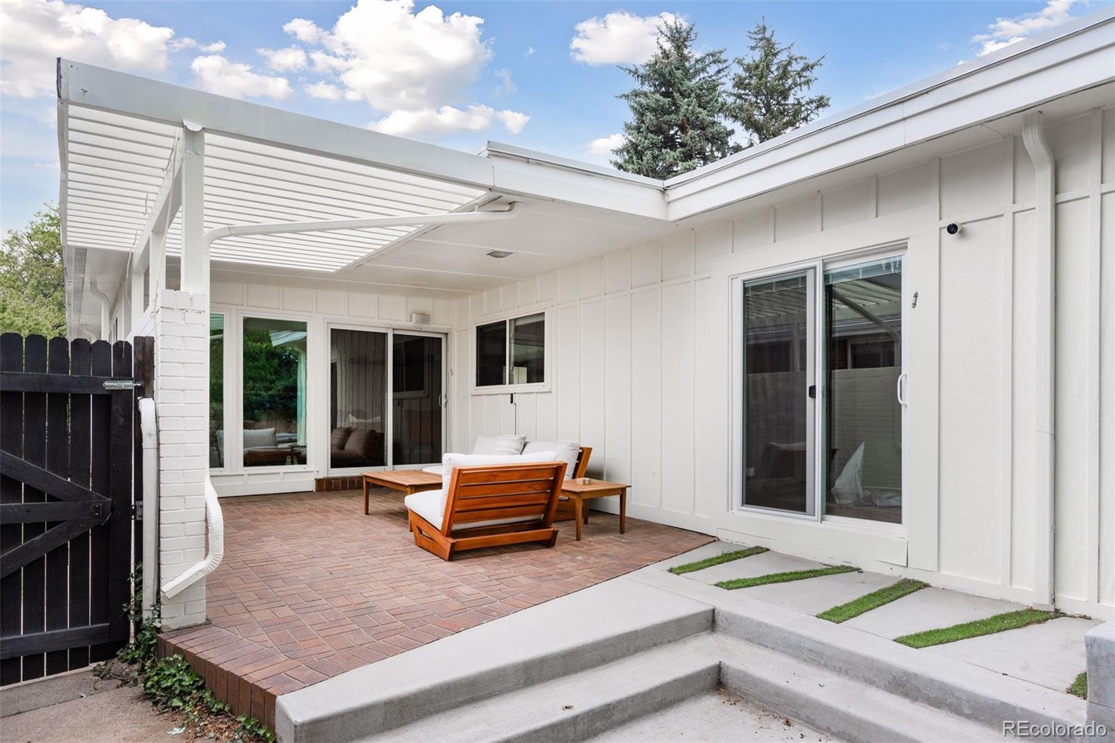 MLS Image #26 for 260 s jasmine street,denver, Colorado