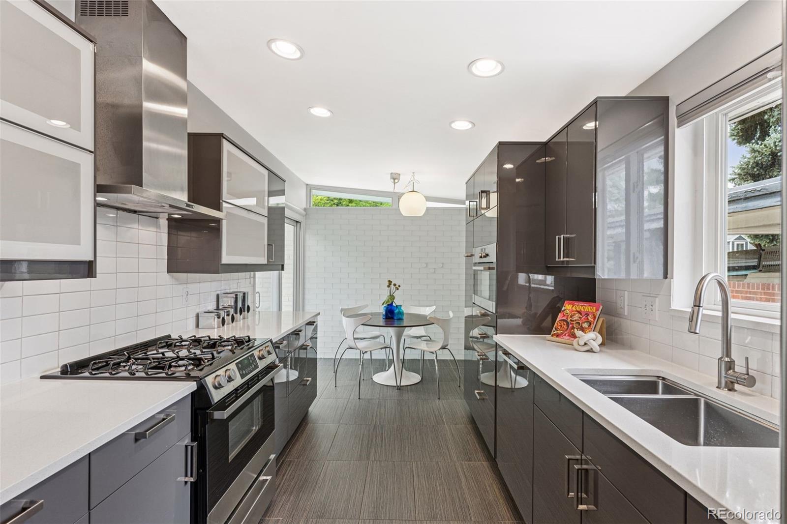 MLS Image #6 for 260 s jasmine street,denver, Colorado