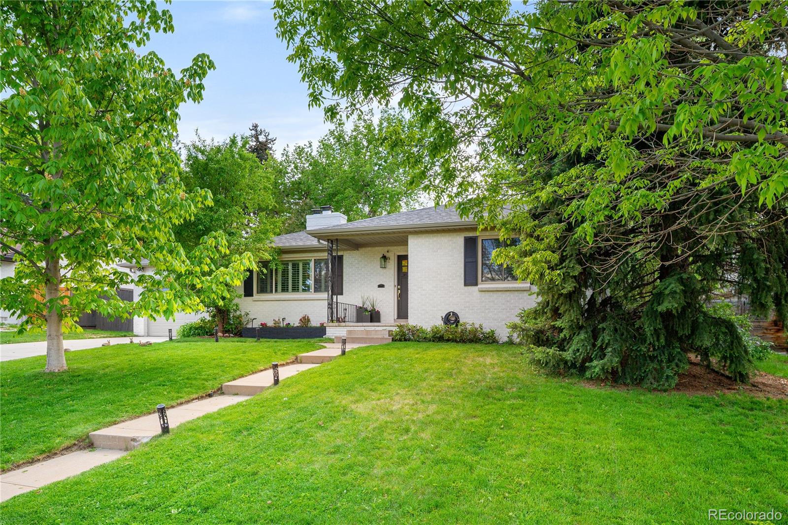 MLS Image #1 for 801 s harrison street,denver, Colorado