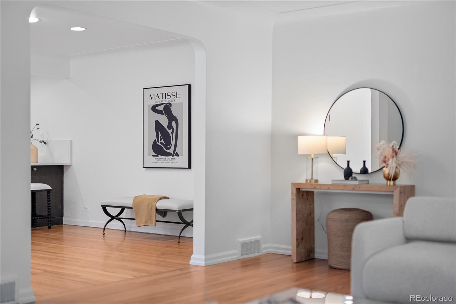 MLS Image #19 for 801 s harrison street,denver, Colorado