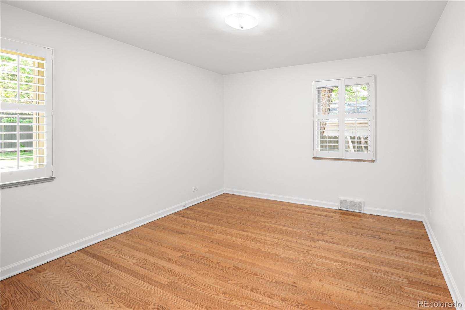 MLS Image #31 for 801 s harrison street,denver, Colorado