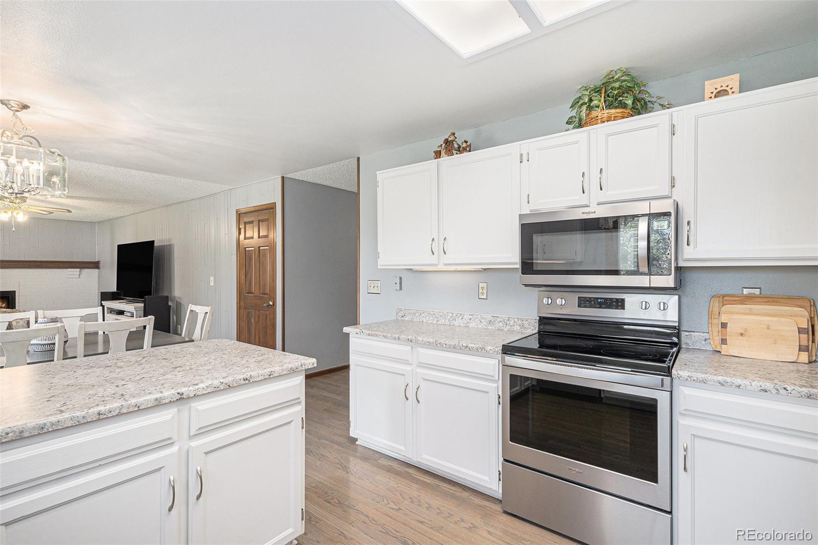 MLS Image #5 for 1121 w kettle avenue,littleton, Colorado