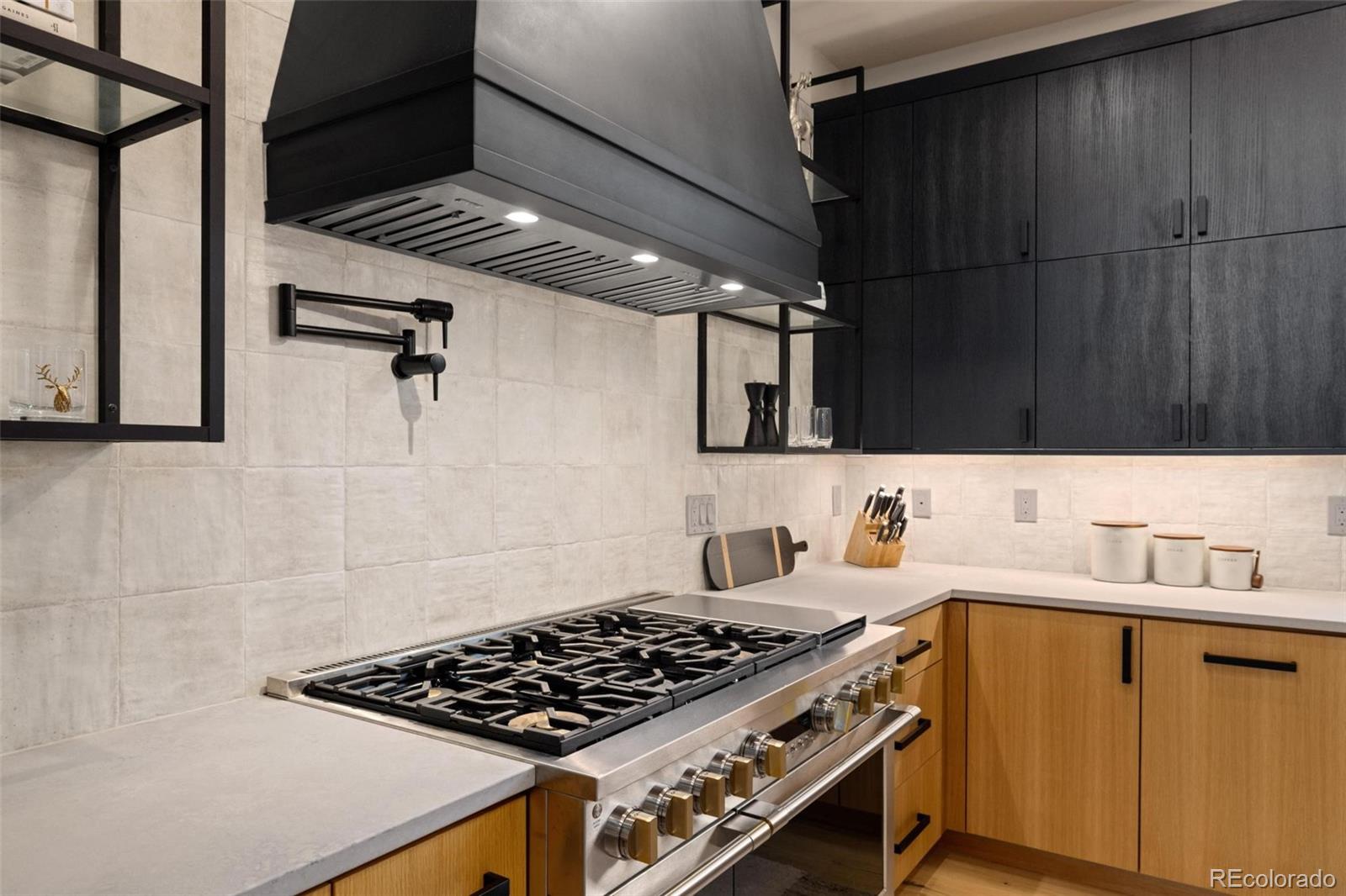 MLS Image #13 for 2800  honors court,silverthorne, Colorado