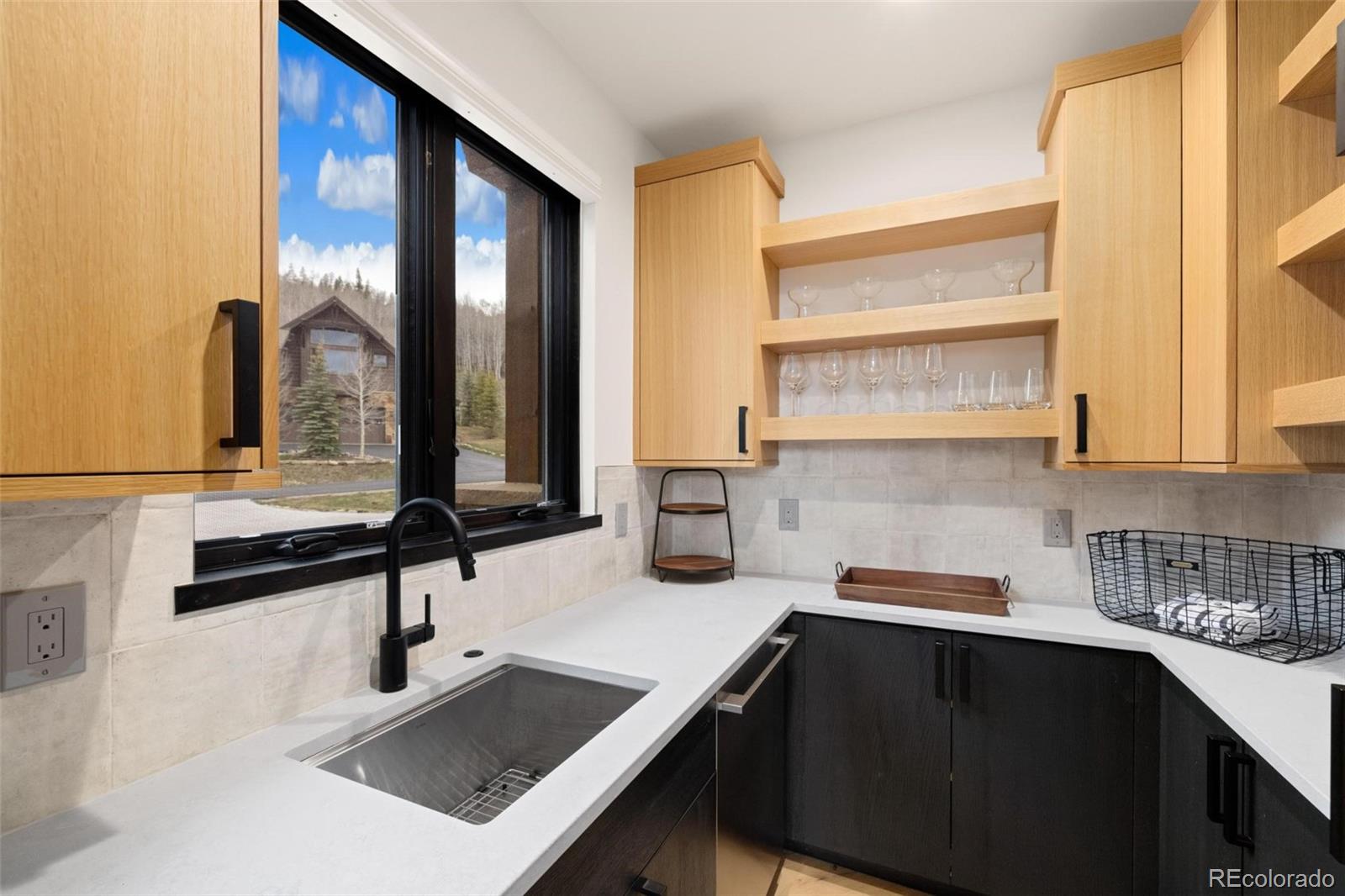 MLS Image #16 for 2800  honors court,silverthorne, Colorado