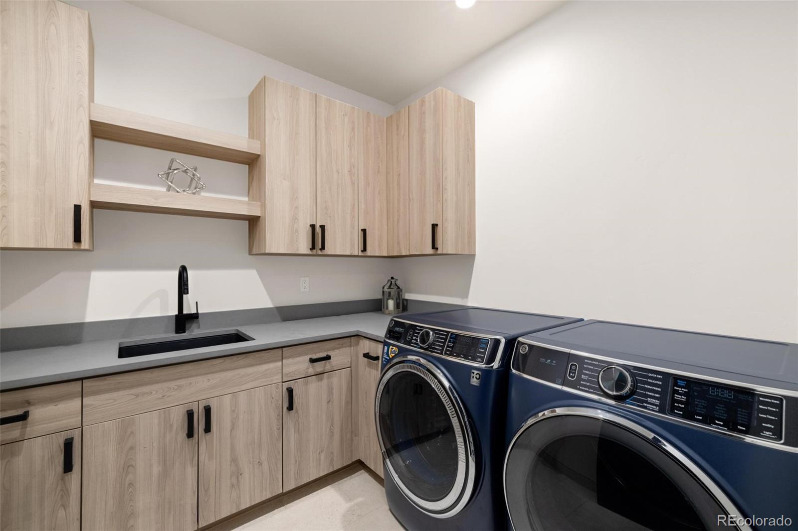 MLS Image #45 for 2800  honors court,silverthorne, Colorado