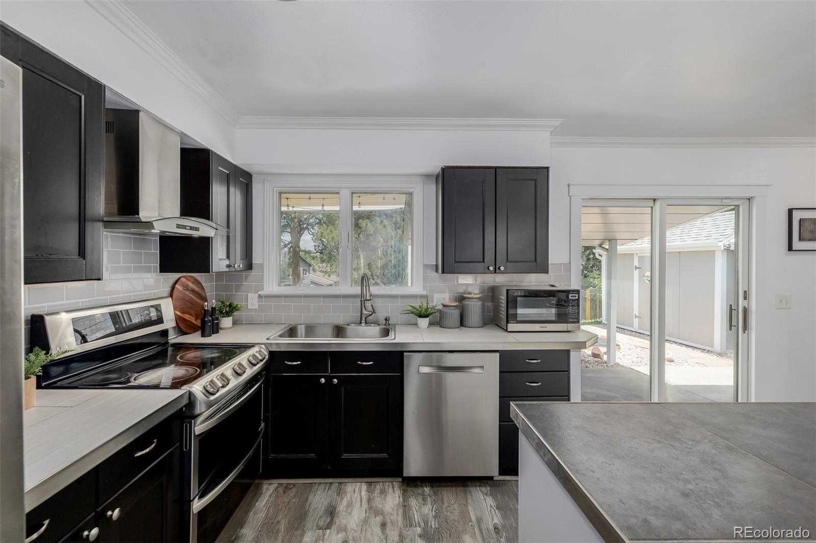 MLS Image #15 for 2452 s norfolk street,aurora, Colorado
