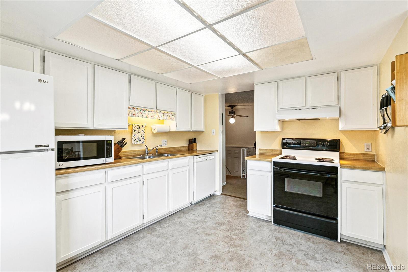 MLS Image #7 for 7503  saulsbury street,arvada, Colorado