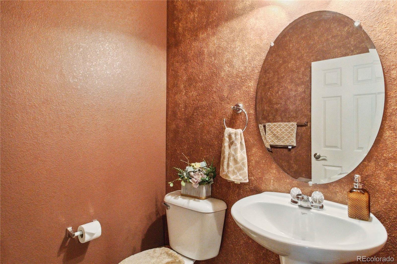MLS Image #14 for 12766  jasmine street,thornton, Colorado
