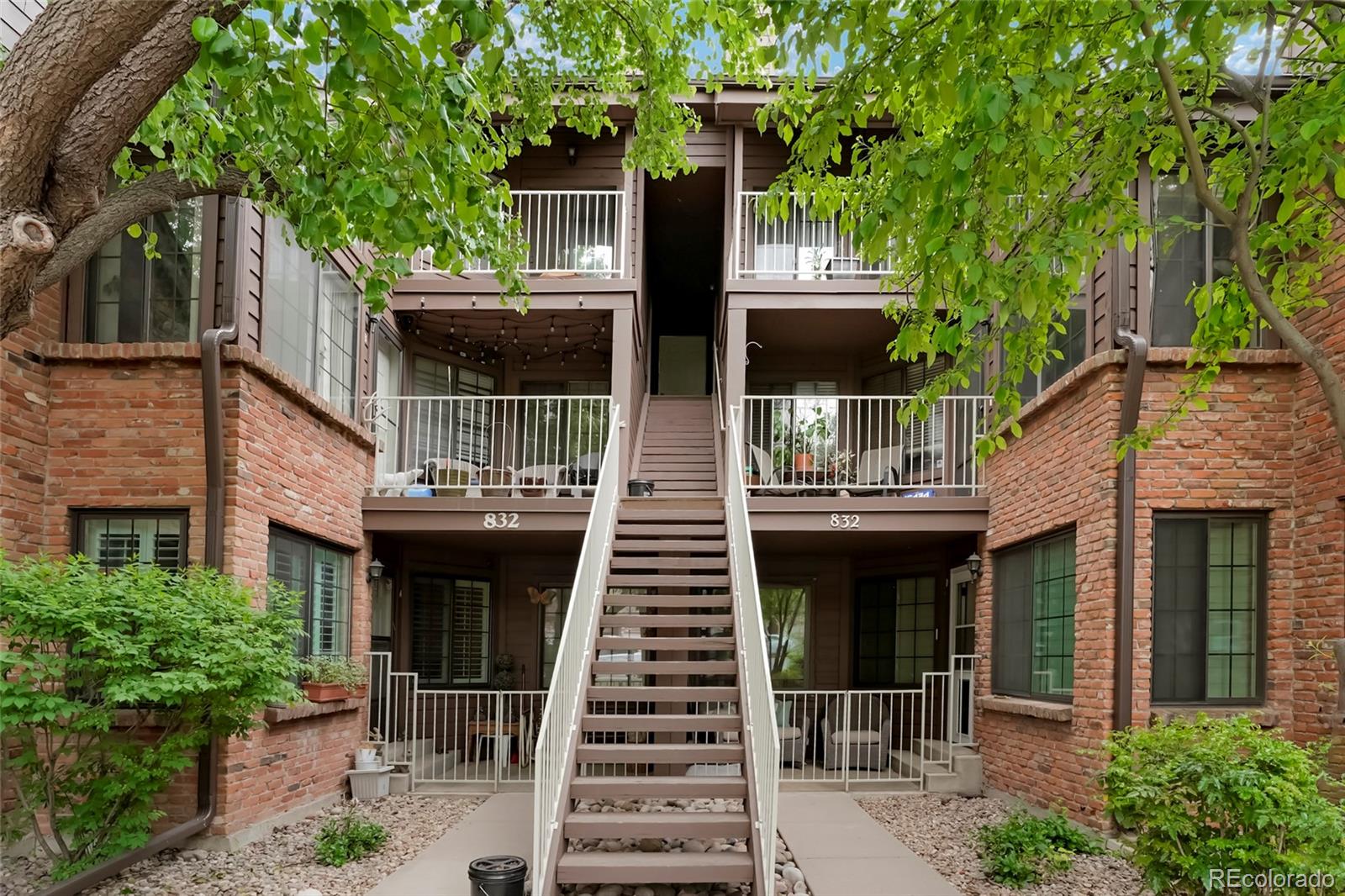 MLS Image #3 for 832 s vance street,lakewood, Colorado