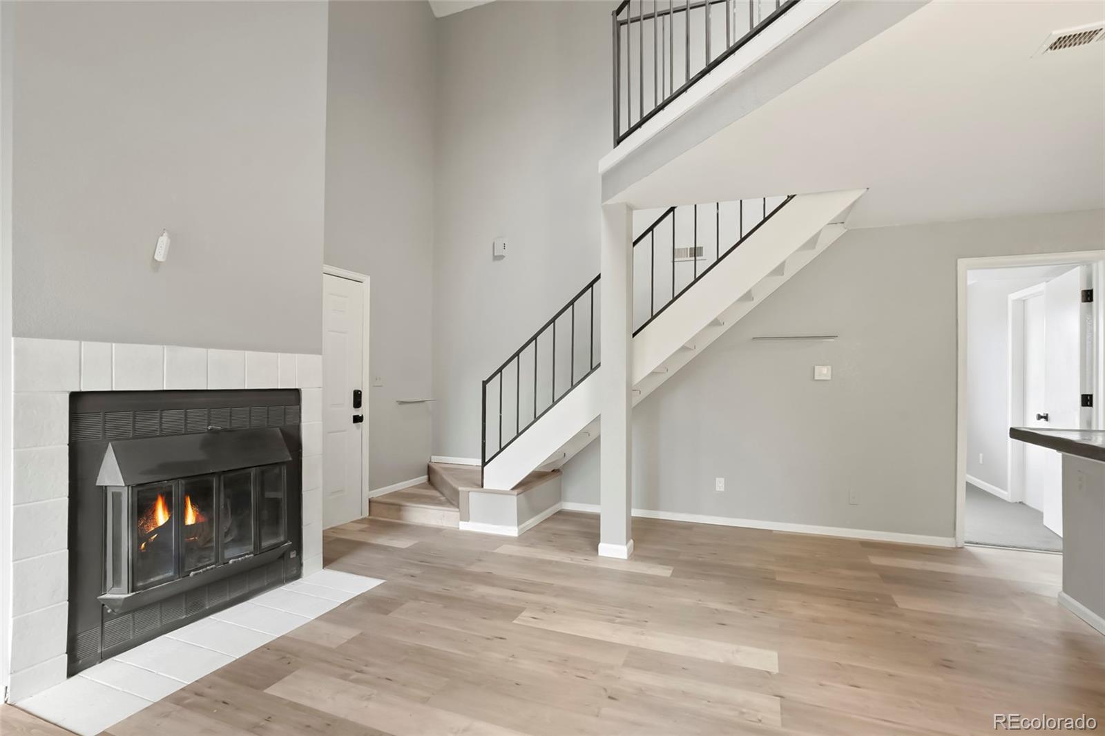 MLS Image #4 for 832 s vance street,lakewood, Colorado