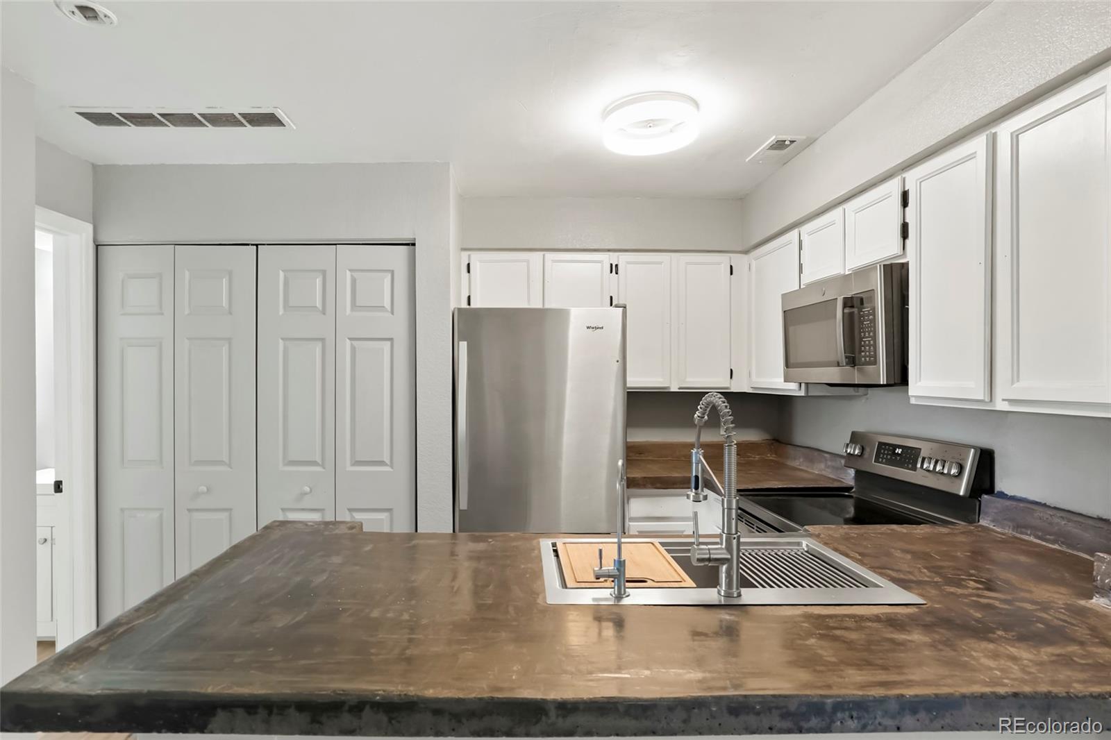 MLS Image #5 for 832 s vance street,lakewood, Colorado