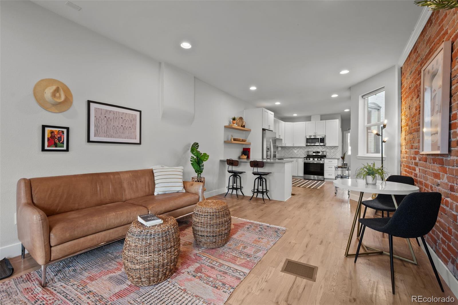 MLS Image #3 for 3003  california street,denver, Colorado