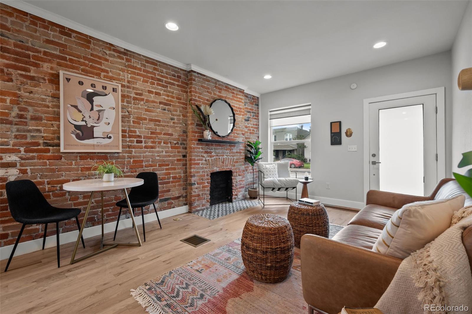 MLS Image #5 for 3003  california street,denver, Colorado