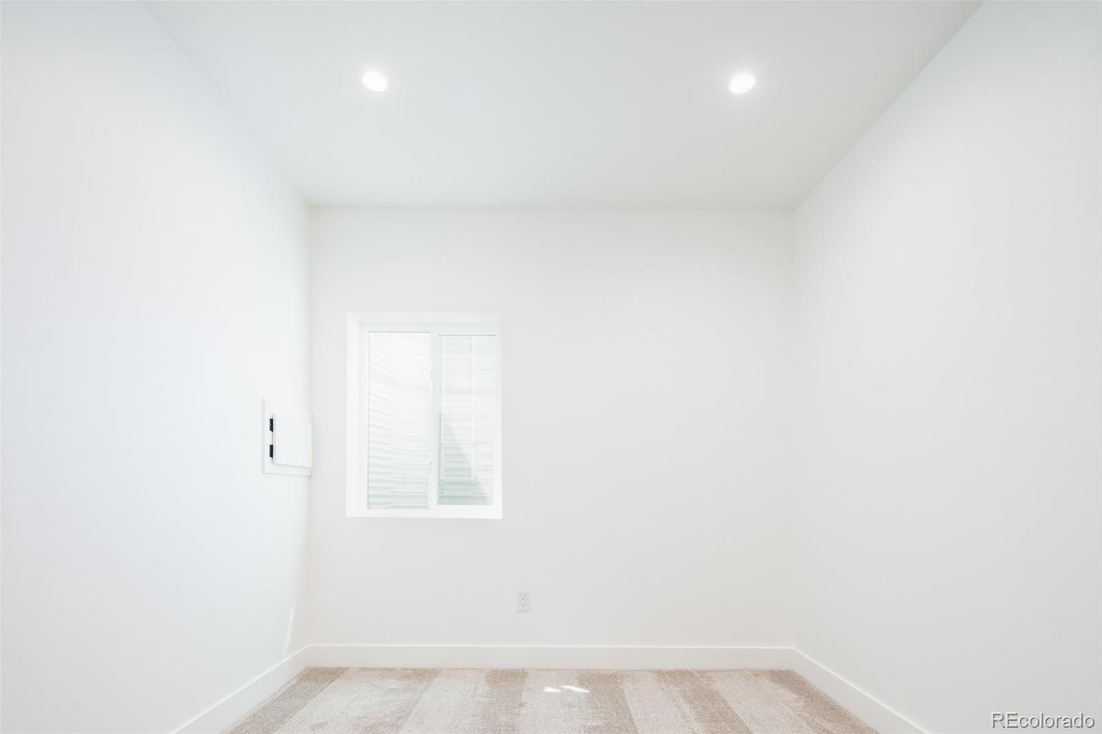 MLS Image #40 for 263 s jackson street,denver, Colorado
