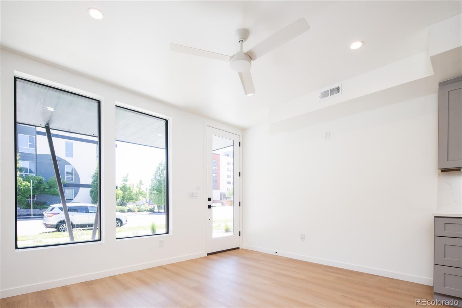 MLS Image #9 for 263 s jackson street,denver, Colorado