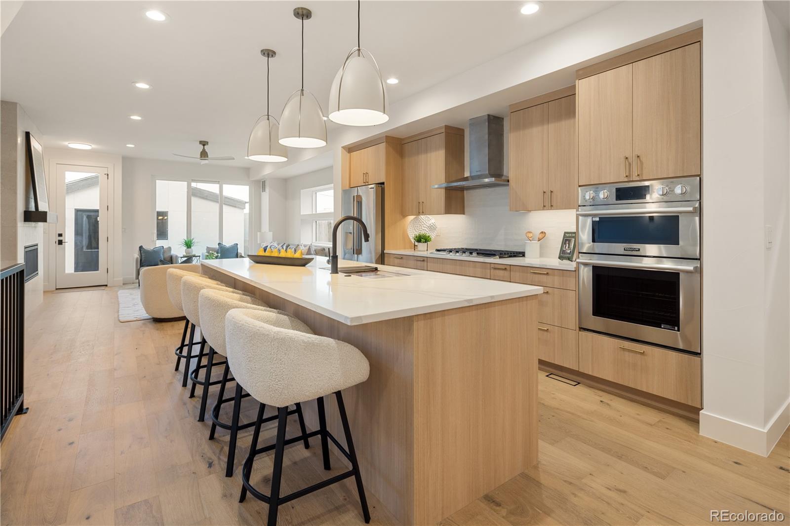 MLS Image #14 for 2060  eliot street,denver, Colorado