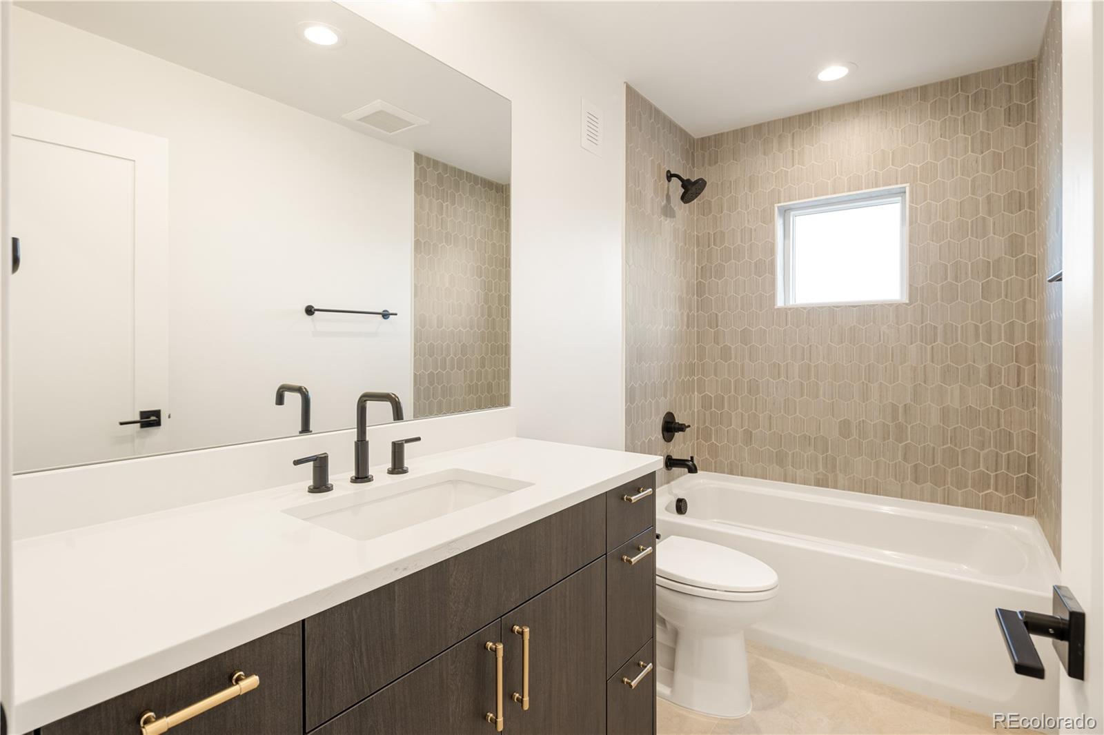 MLS Image #31 for 2060  eliot street,denver, Colorado