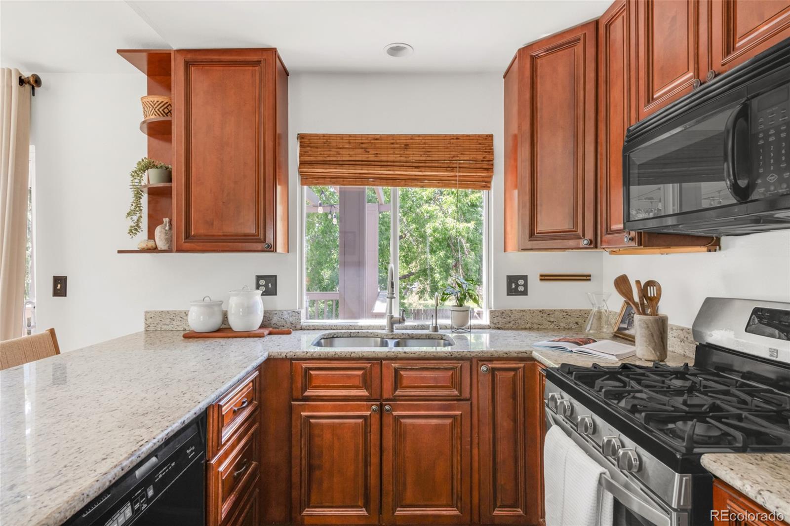 MLS Image #9 for 1140  devonshire court,lafayette, Colorado