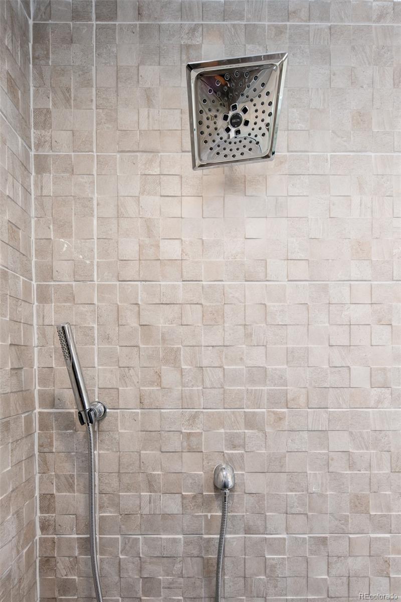 MLS Image #13 for 3433  lawrence street,denver, Colorado