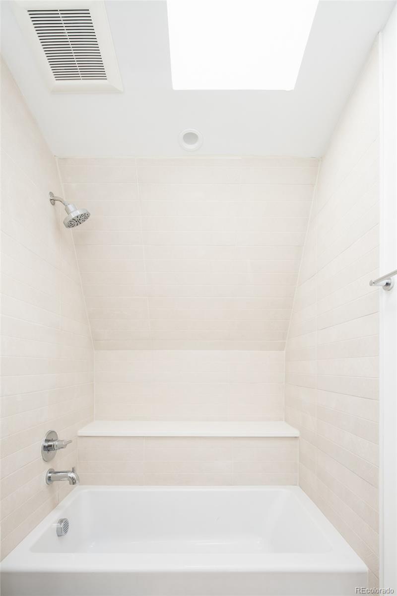 MLS Image #20 for 3433  lawrence street,denver, Colorado
