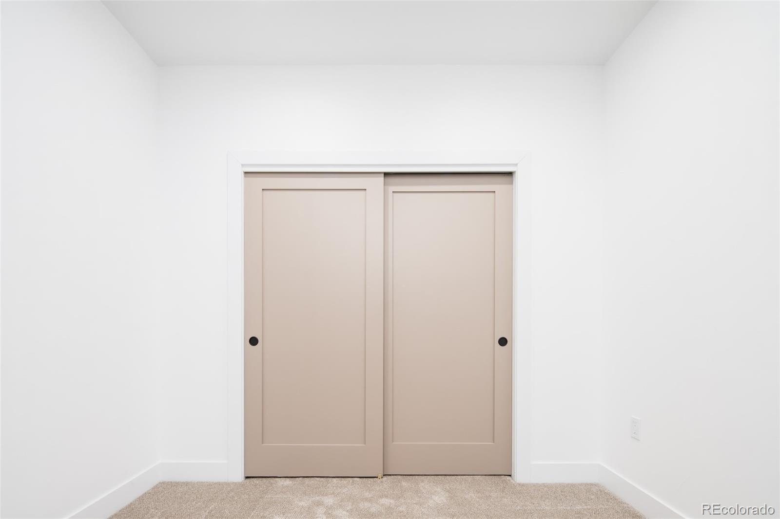 MLS Image #26 for 3433  lawrence street,denver, Colorado
