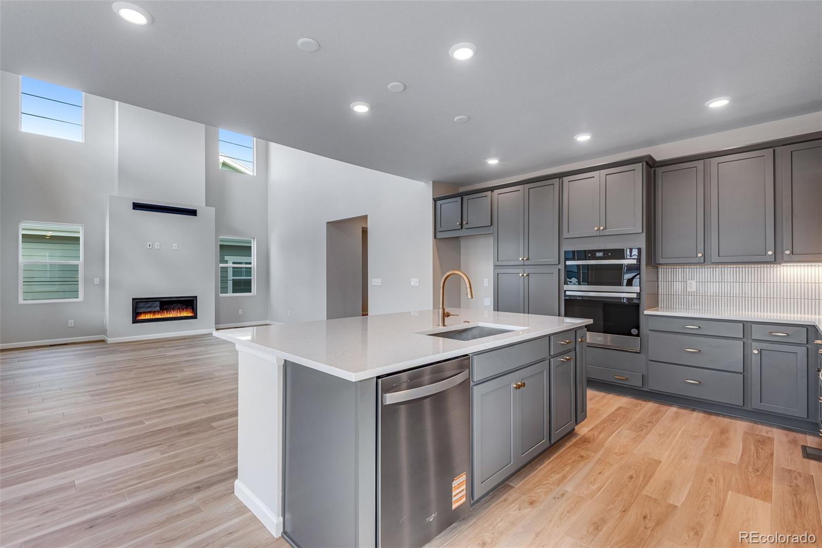 MLS Image #6 for 8585  eckley street,littleton, Colorado