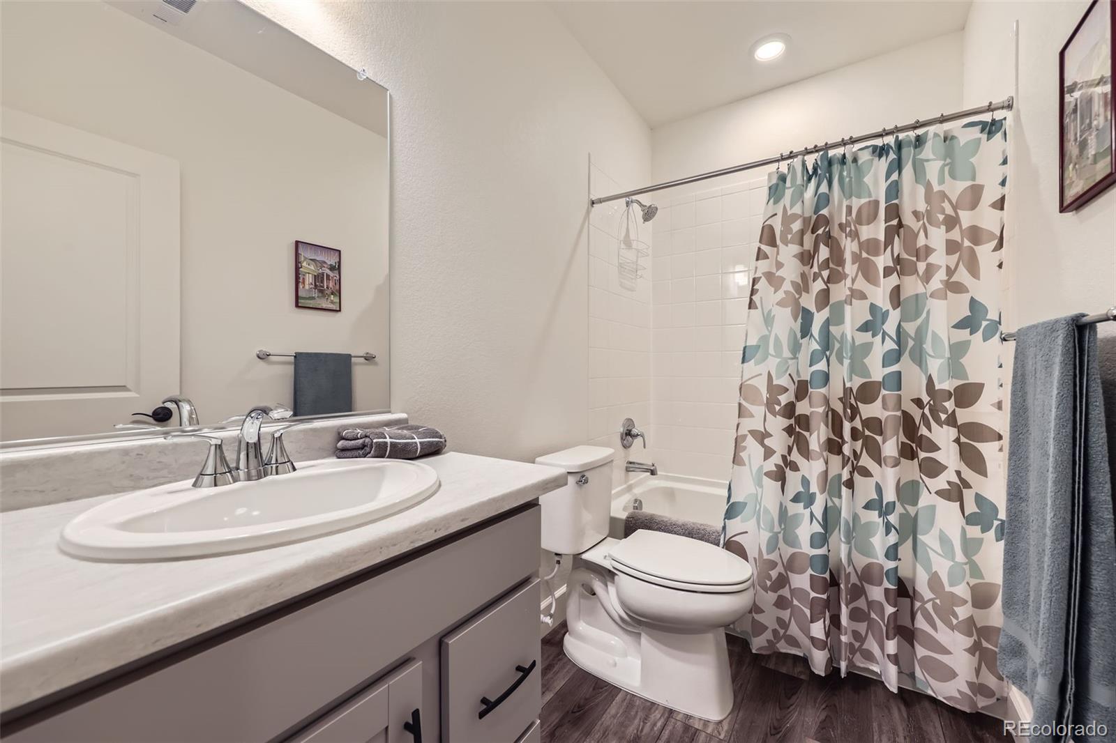 MLS Image #18 for 15376  ivanhoe court,thornton, Colorado