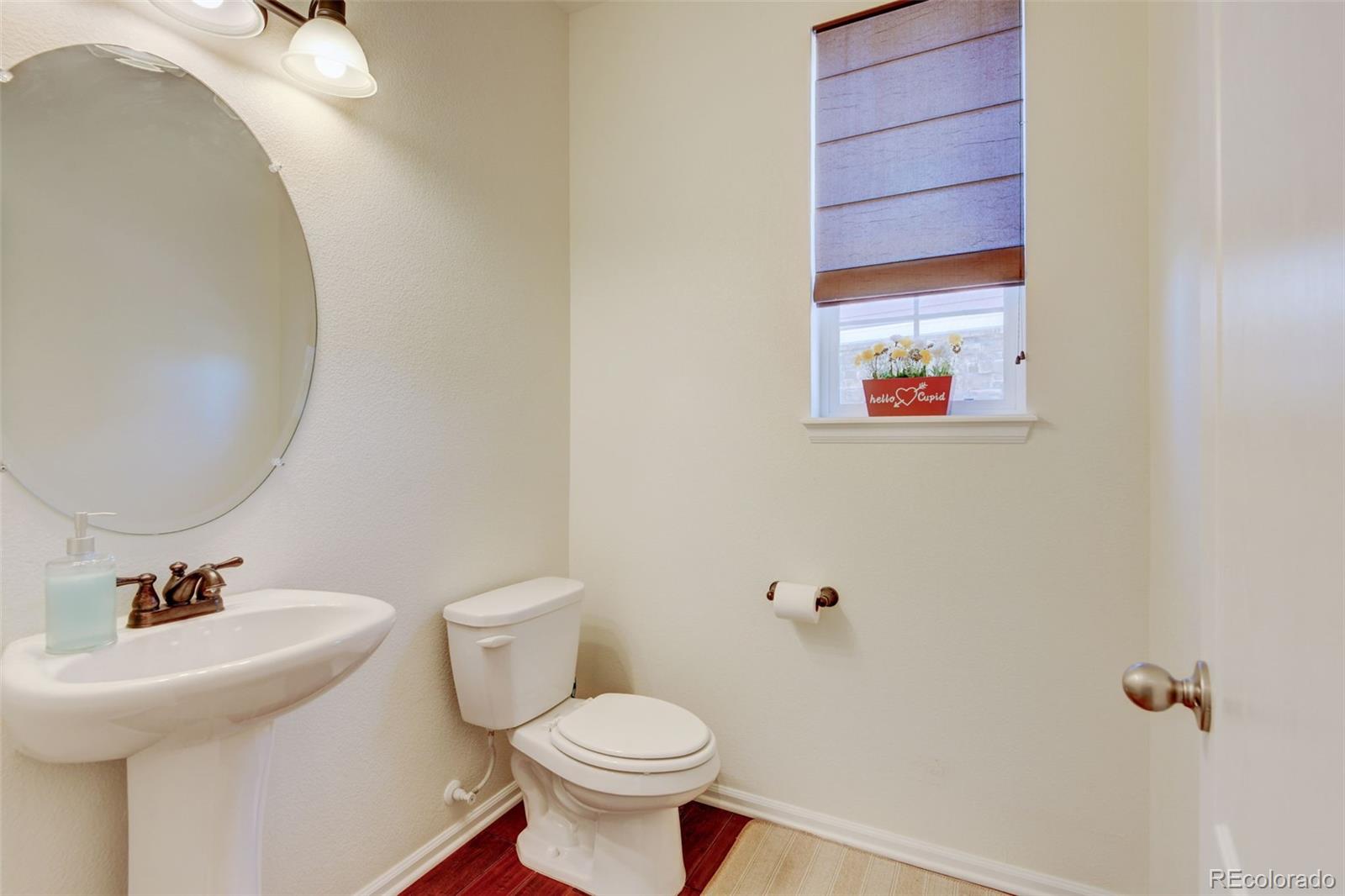 MLS Image #12 for 7081 s oak hill circle,aurora, Colorado