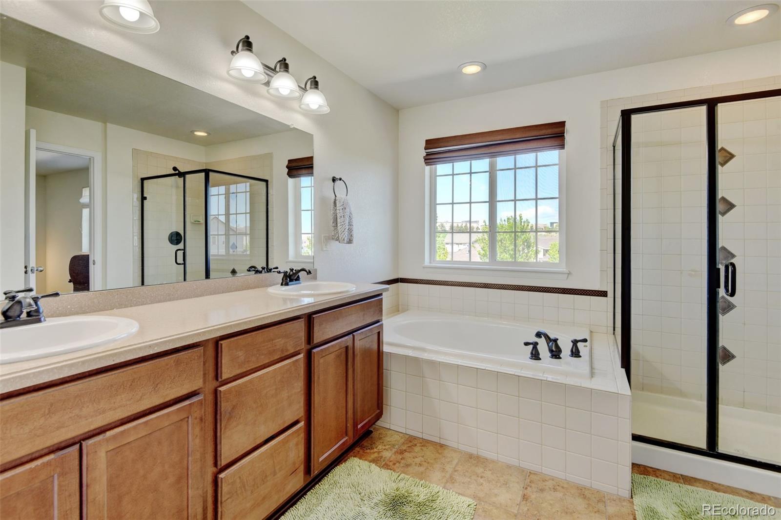 MLS Image #17 for 7081 s oak hill circle,aurora, Colorado