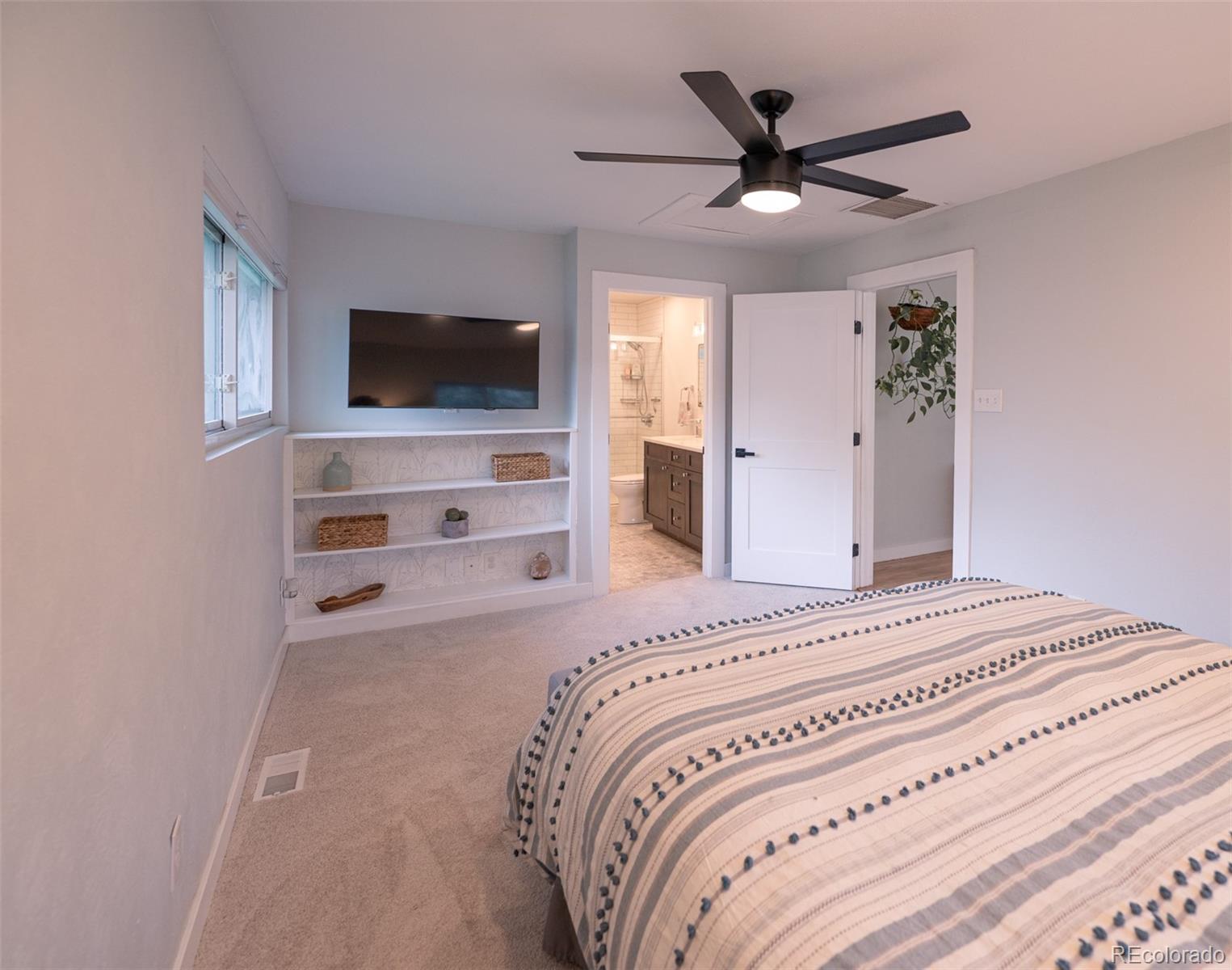 MLS Image #22 for 4425 e harvard avenue,denver, Colorado