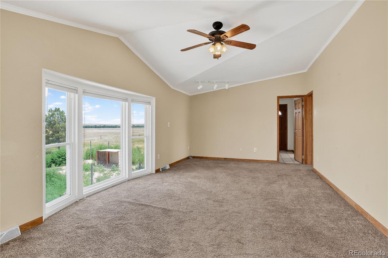 MLS Image #16 for 2406  horrogate road,byers, Colorado