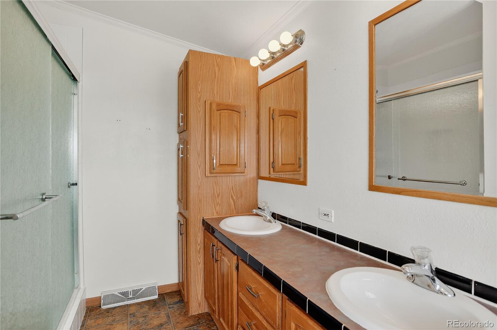 MLS Image #22 for 2406  horrogate road,byers, Colorado