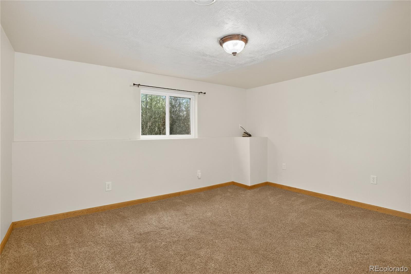 MLS Image #28 for 2406  horrogate road,byers, Colorado
