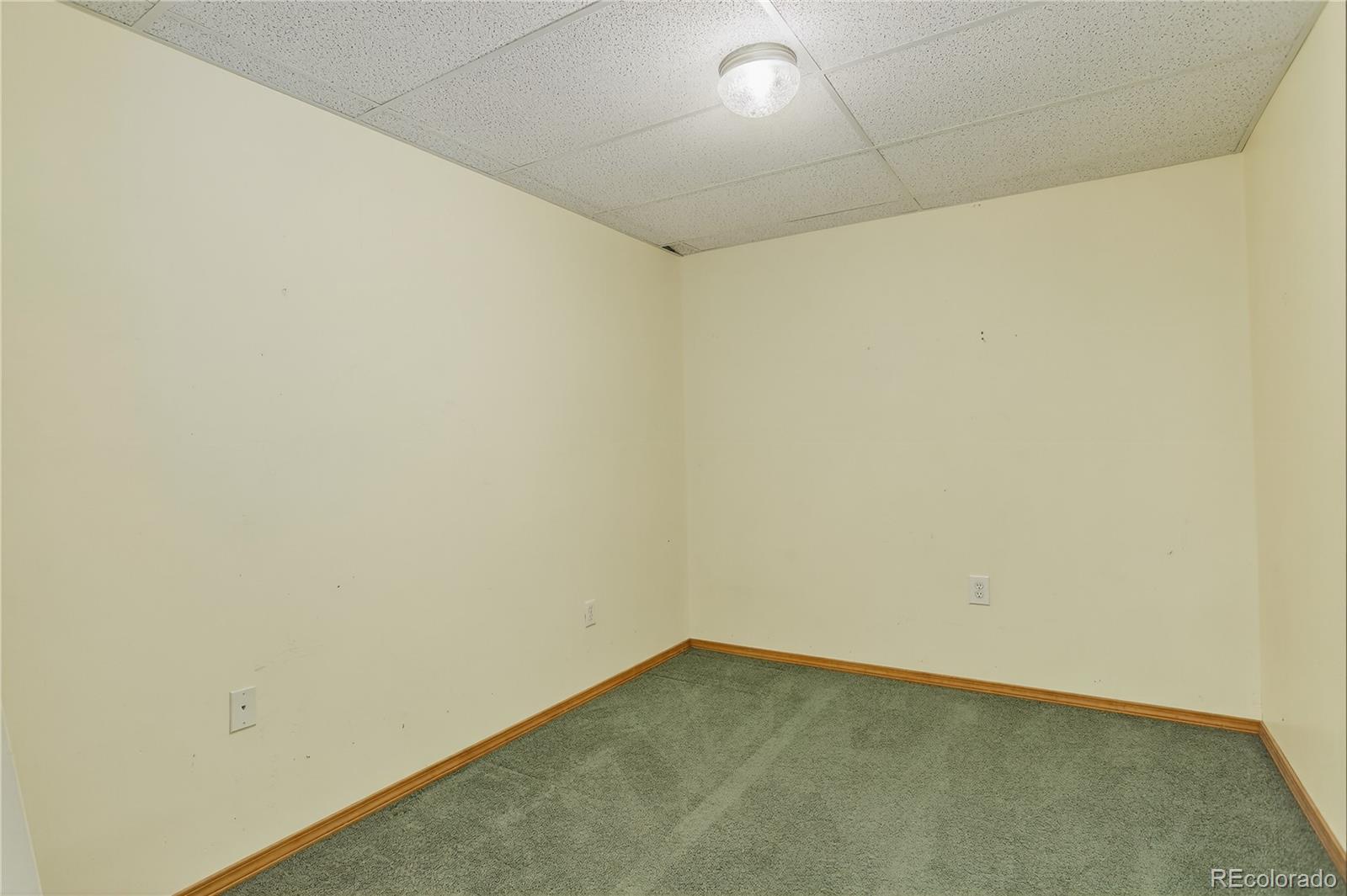 MLS Image #38 for 2406  horrogate road,byers, Colorado
