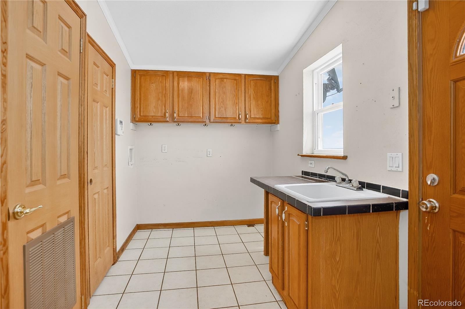 MLS Image #40 for 2406  horrogate road,byers, Colorado