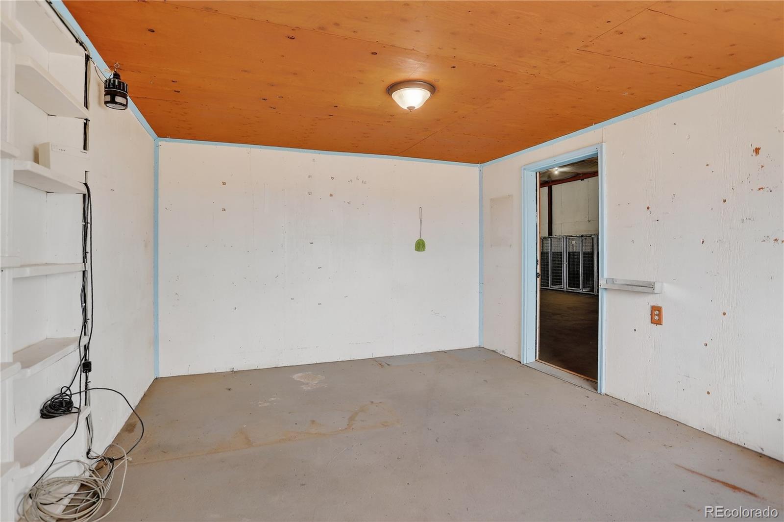 MLS Image #43 for 2406  horrogate road,byers, Colorado