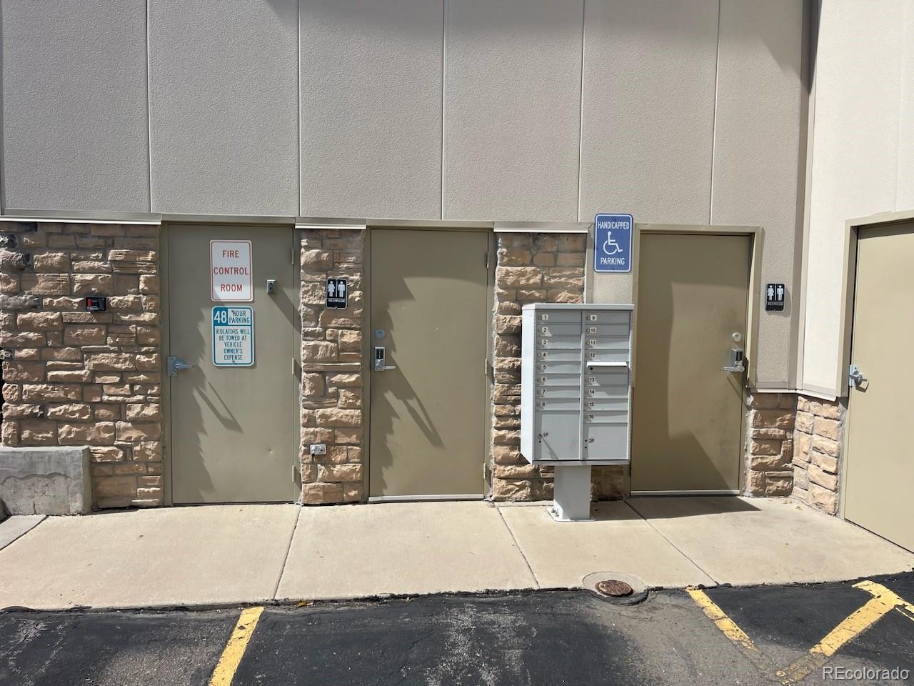 MLS Image #9 for 7152 s blackhawk street,englewood, Colorado