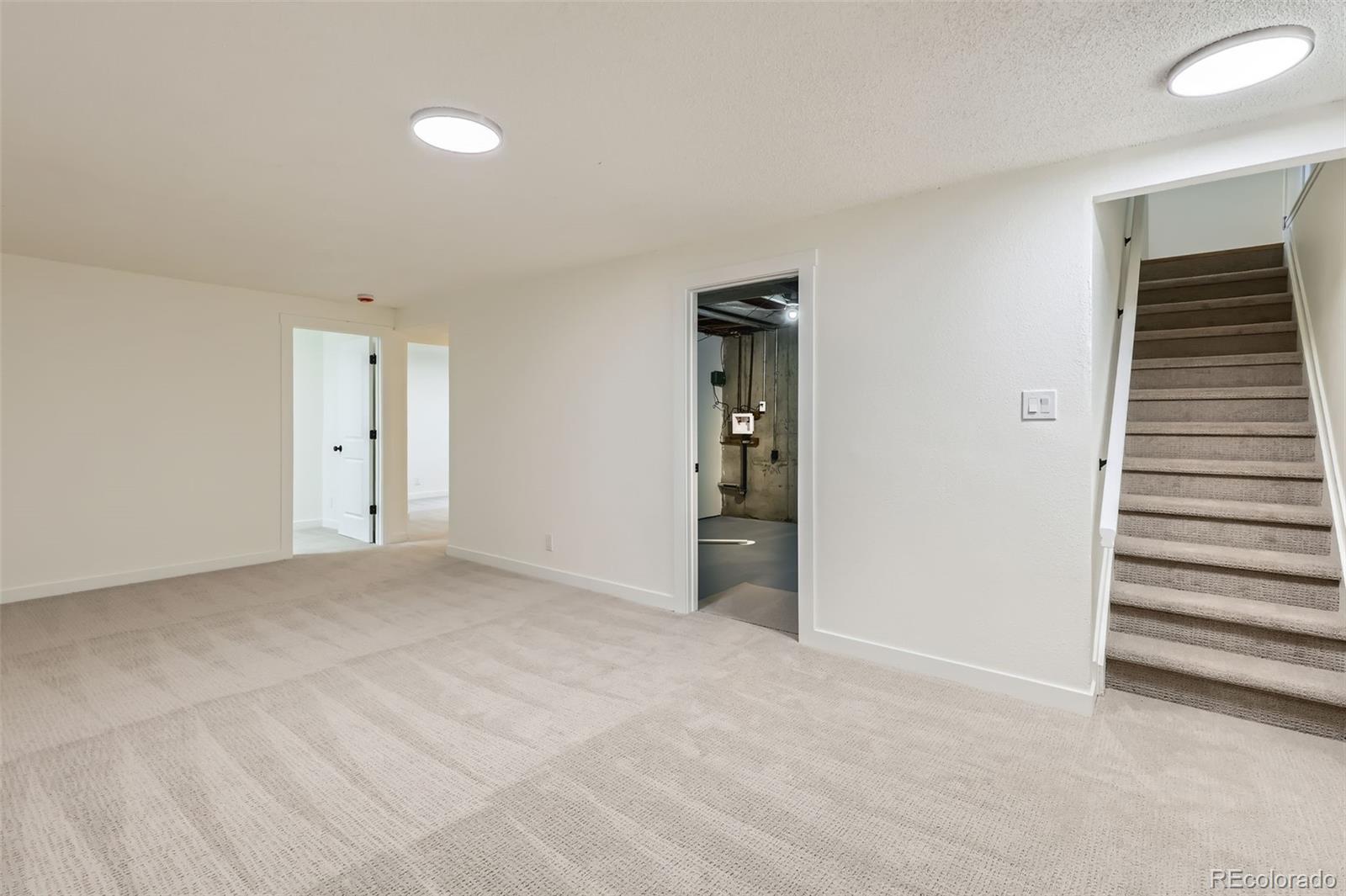 MLS Image #18 for 14317  olmsted drive,denver, Colorado