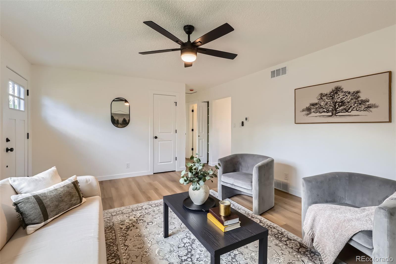 MLS Image #5 for 14317  olmsted drive,denver, Colorado