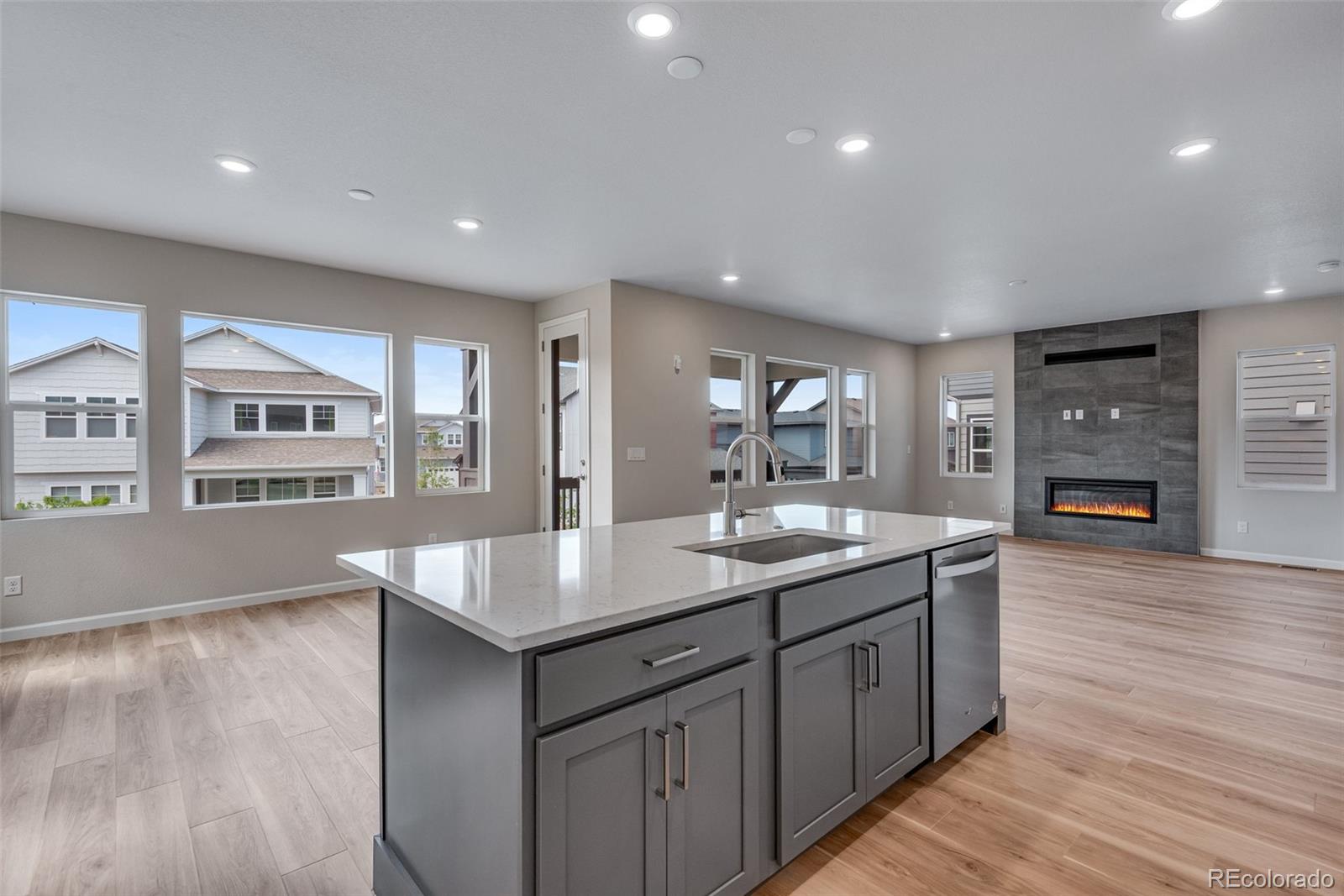 MLS Image #5 for 8581  eckley street,littleton, Colorado