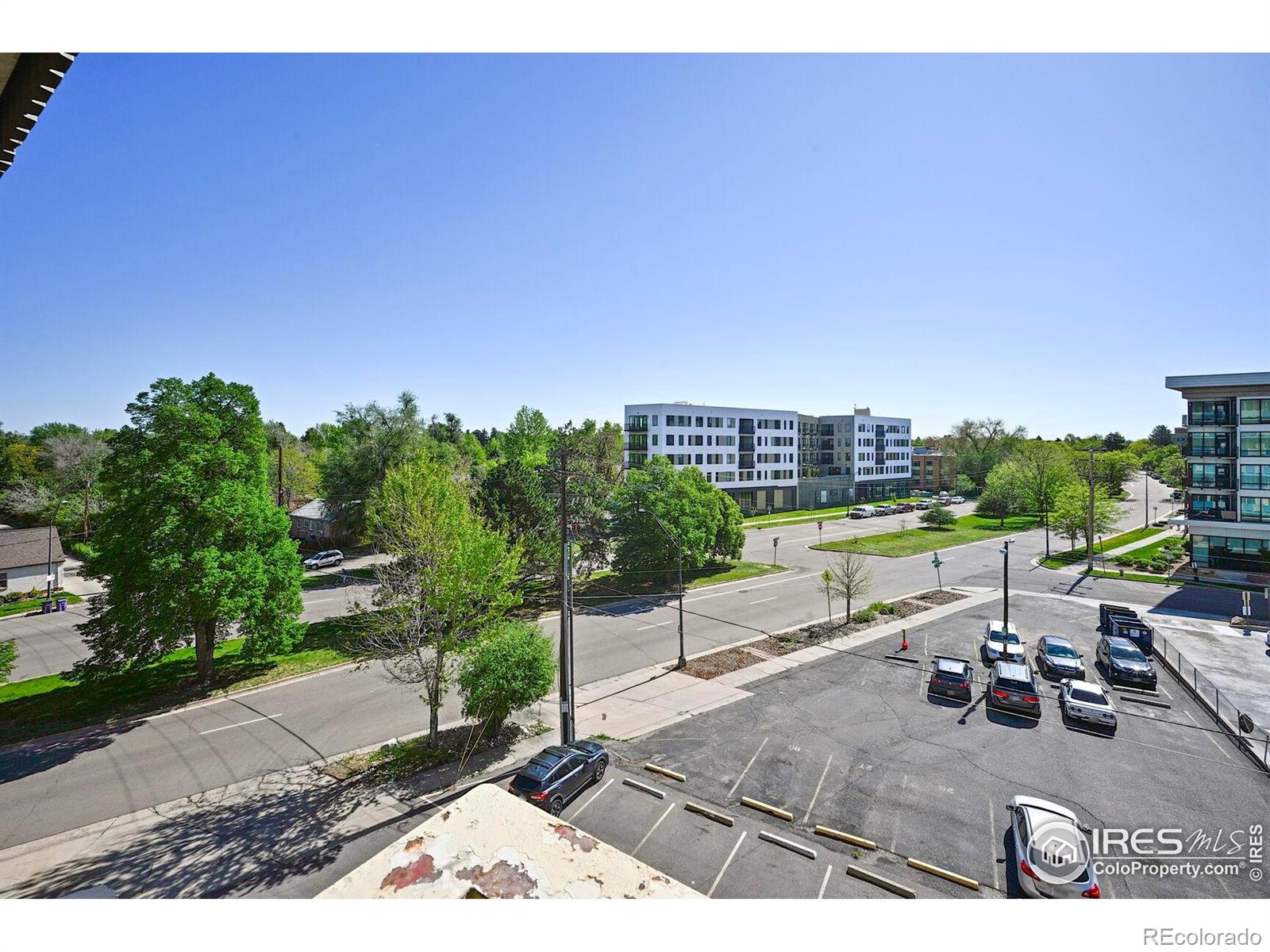 MLS Image #12 for 4110  hale parkway,denver, Colorado