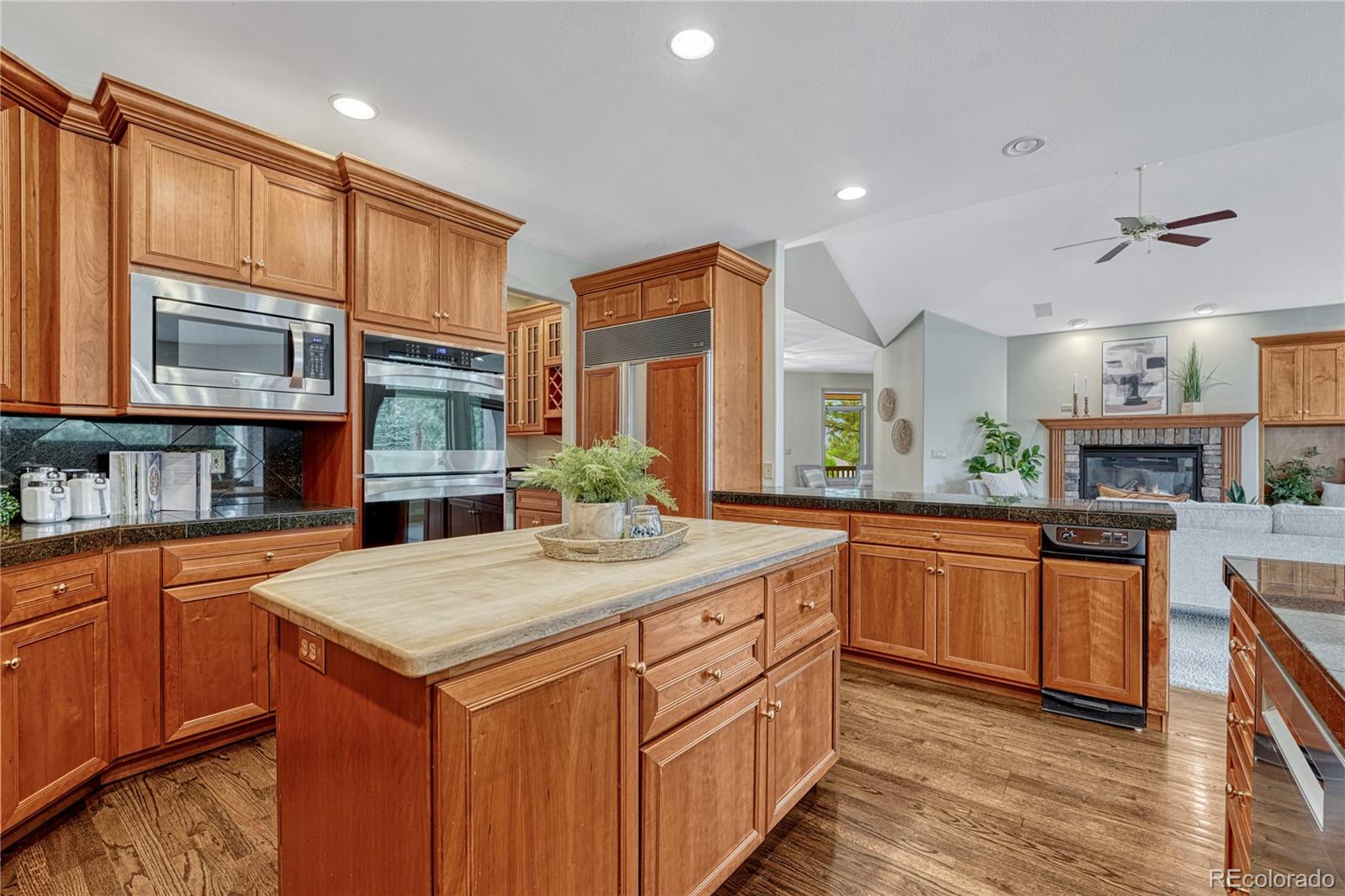MLS Image #13 for 16150  cliffrock court,colorado springs, Colorado