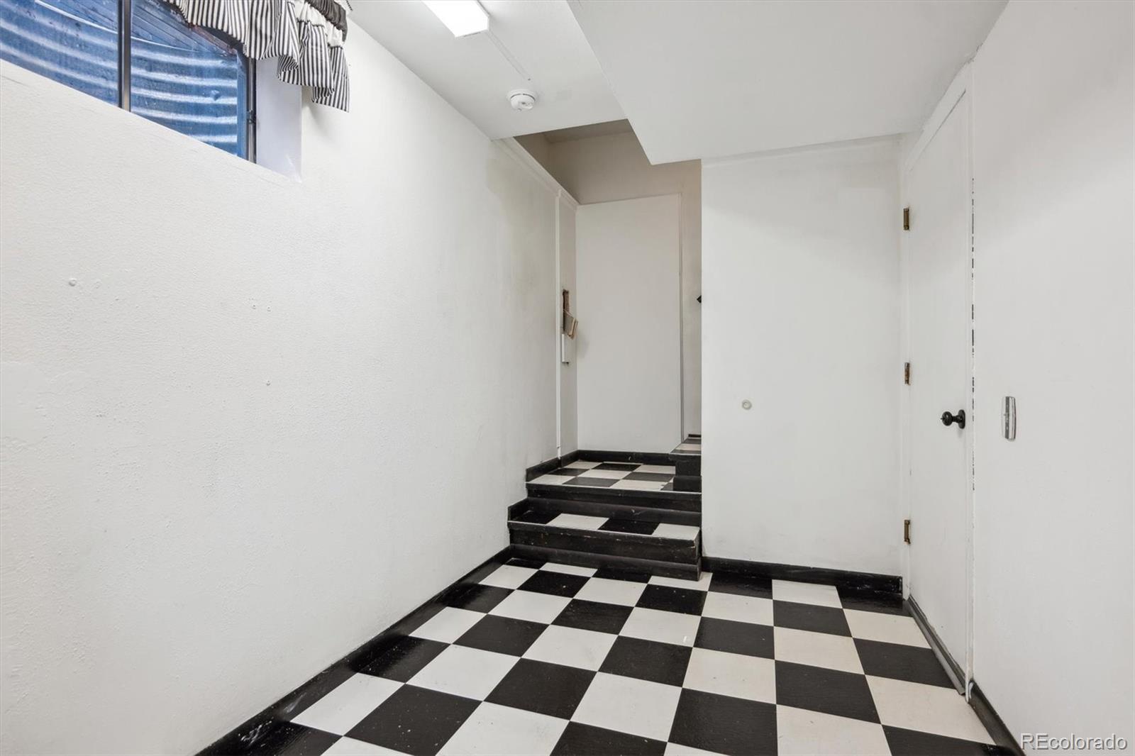MLS Image #18 for 2883 w long circle,littleton, Colorado
