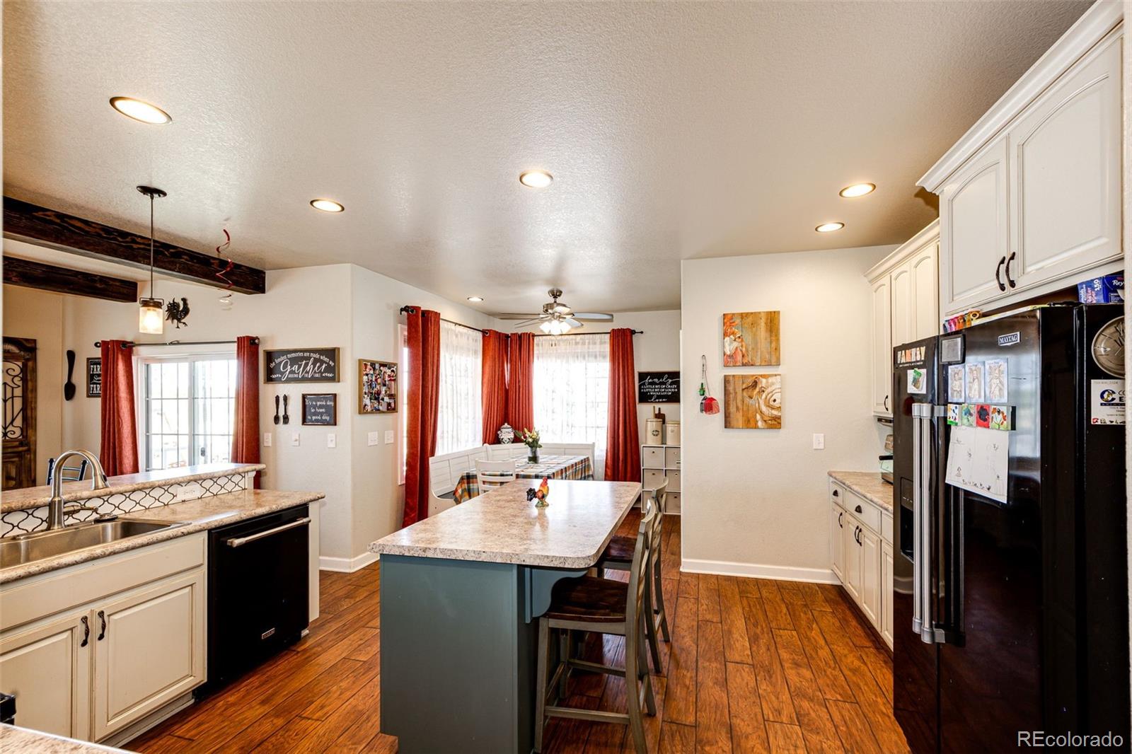 MLS Image #11 for 59466 e commanche way,strasburg, Colorado