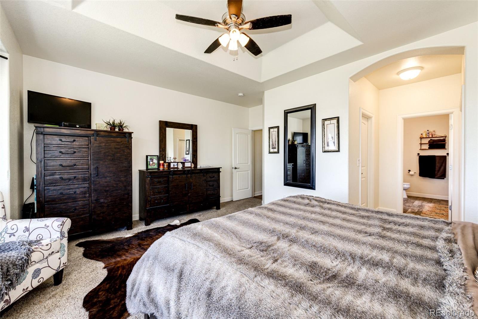 MLS Image #15 for 59466 e commanche way,strasburg, Colorado