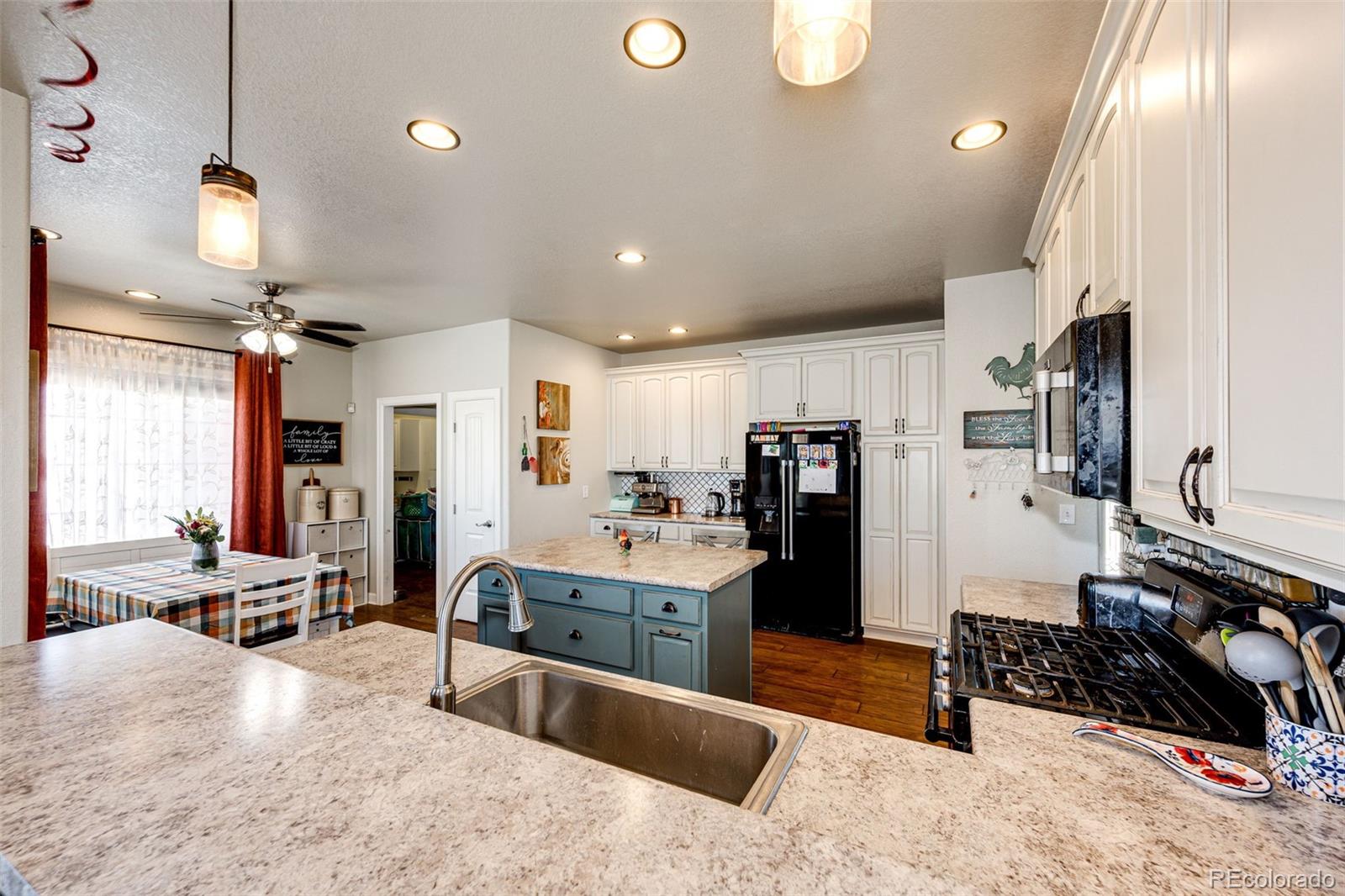 MLS Image #8 for 59466 e commanche way,strasburg, Colorado