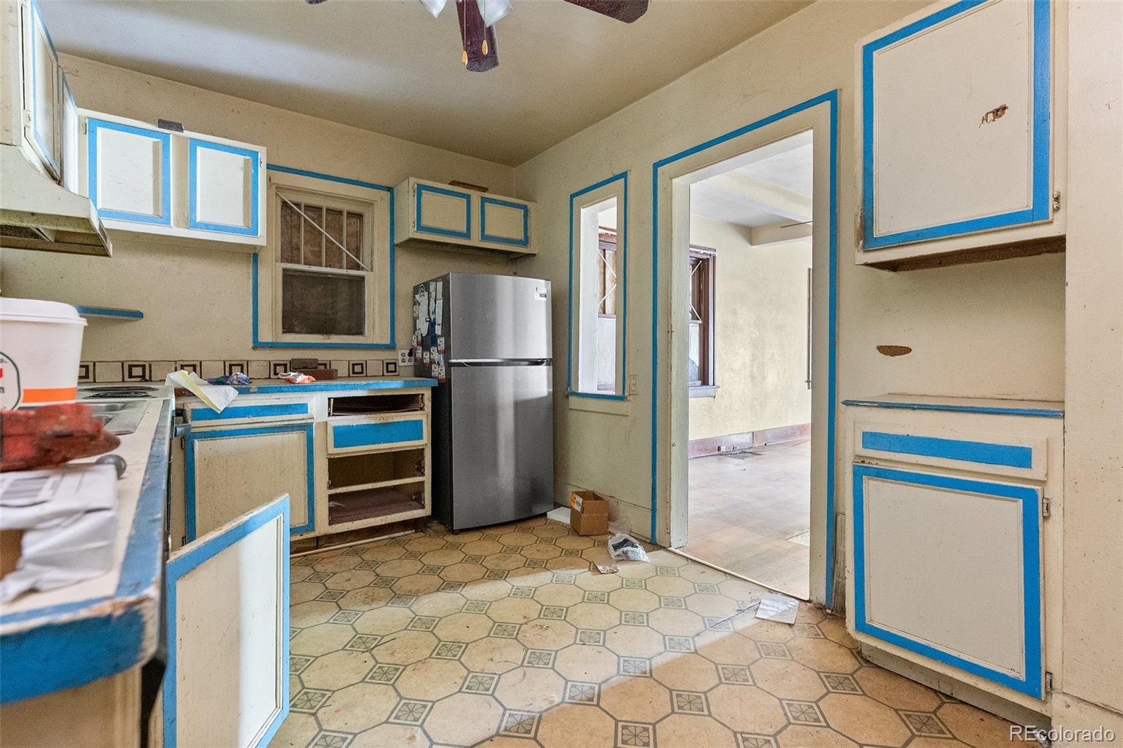 MLS Image #10 for 2701 w mississippi avenue,denver, Colorado