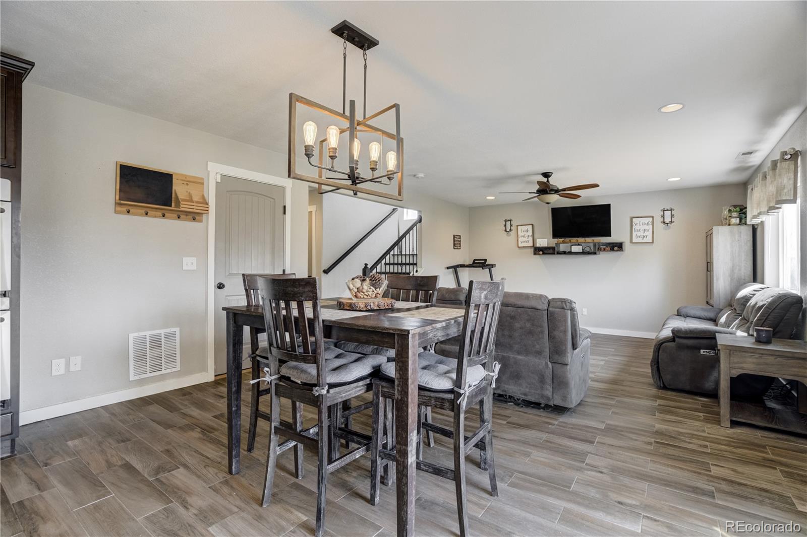 MLS Image #7 for 3812  chia drive,colorado springs, Colorado