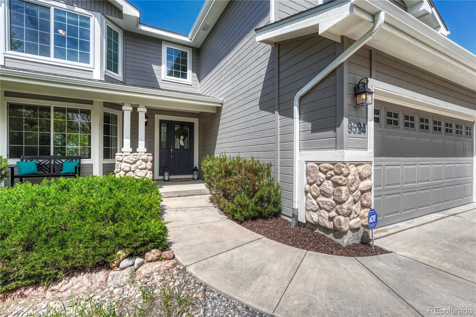 MLS Image #2 for 9524  pinebrook way,colorado springs, Colorado